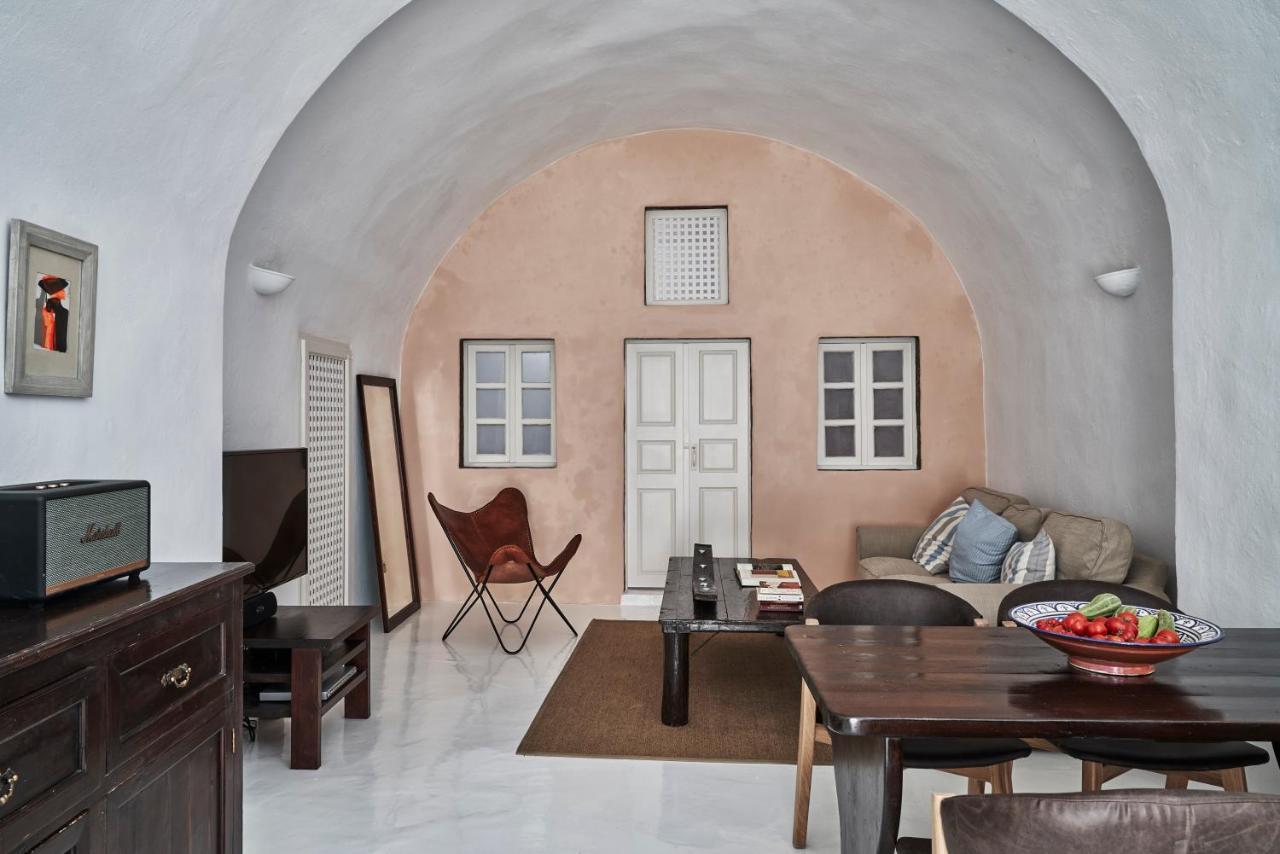 2 Bedroom Charming Villa With Outdoors Jacuzzi Megalochori  Zewnętrze zdjęcie