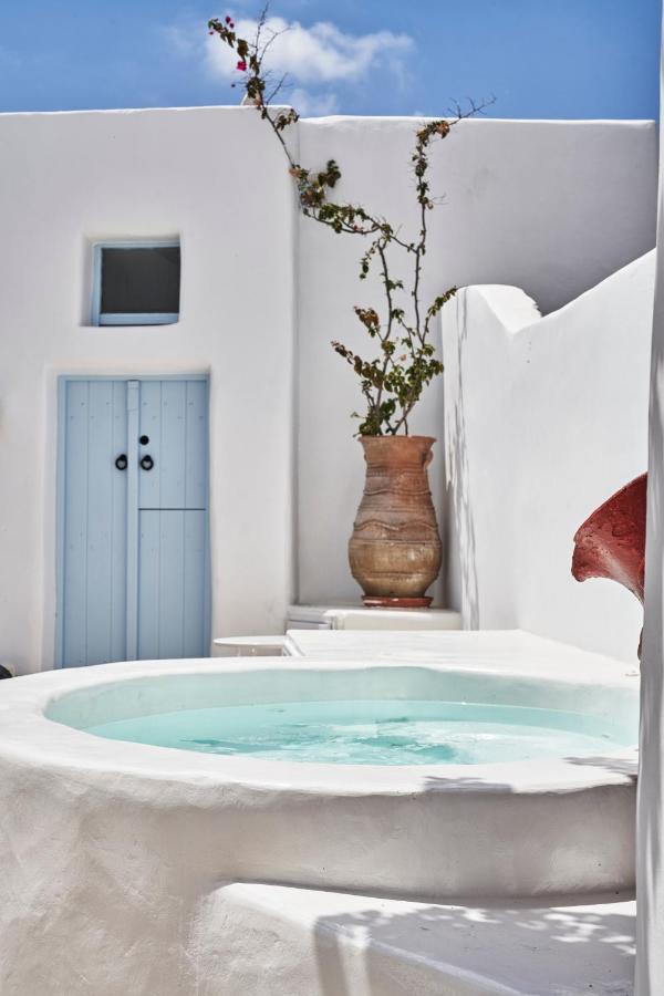 2 Bedroom Charming Villa With Outdoors Jacuzzi Megalochori  Zewnętrze zdjęcie